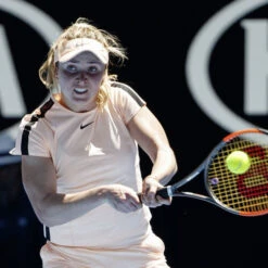 New Release -Tennis Equipment Store 01282000 60